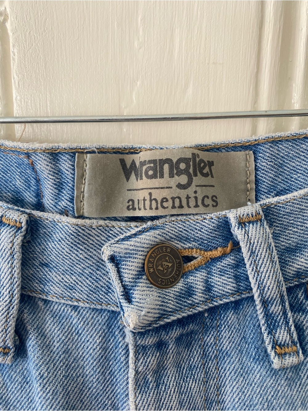 Wrangler Light Blue Straight Leg Jeans - Picture 2 of 4